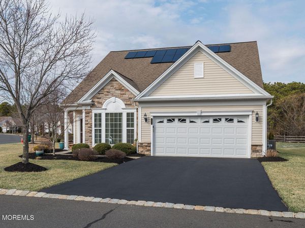 1 Radcliffe Lane, Manchester, NJ 08759