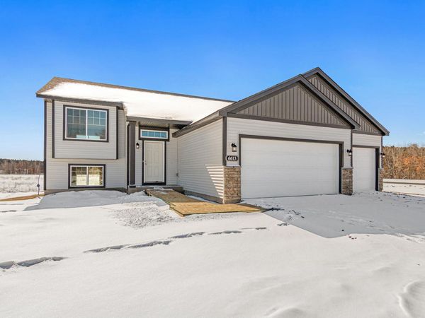 6613 Granby Street , North Branch, MN 55056