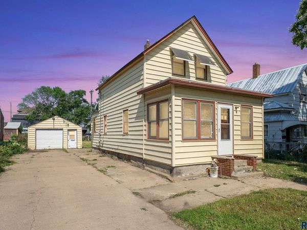 1407 N Main Ave, Sioux Falls, SD 57104