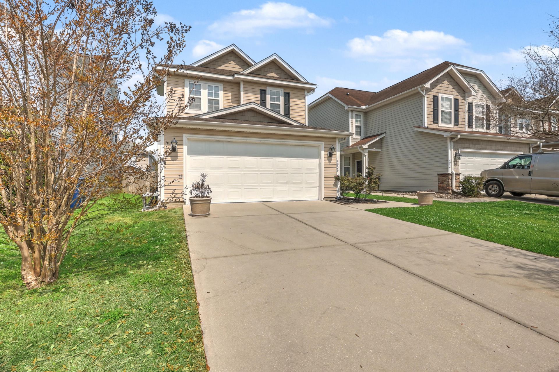 4956 Bishop Green Lane Photo 4