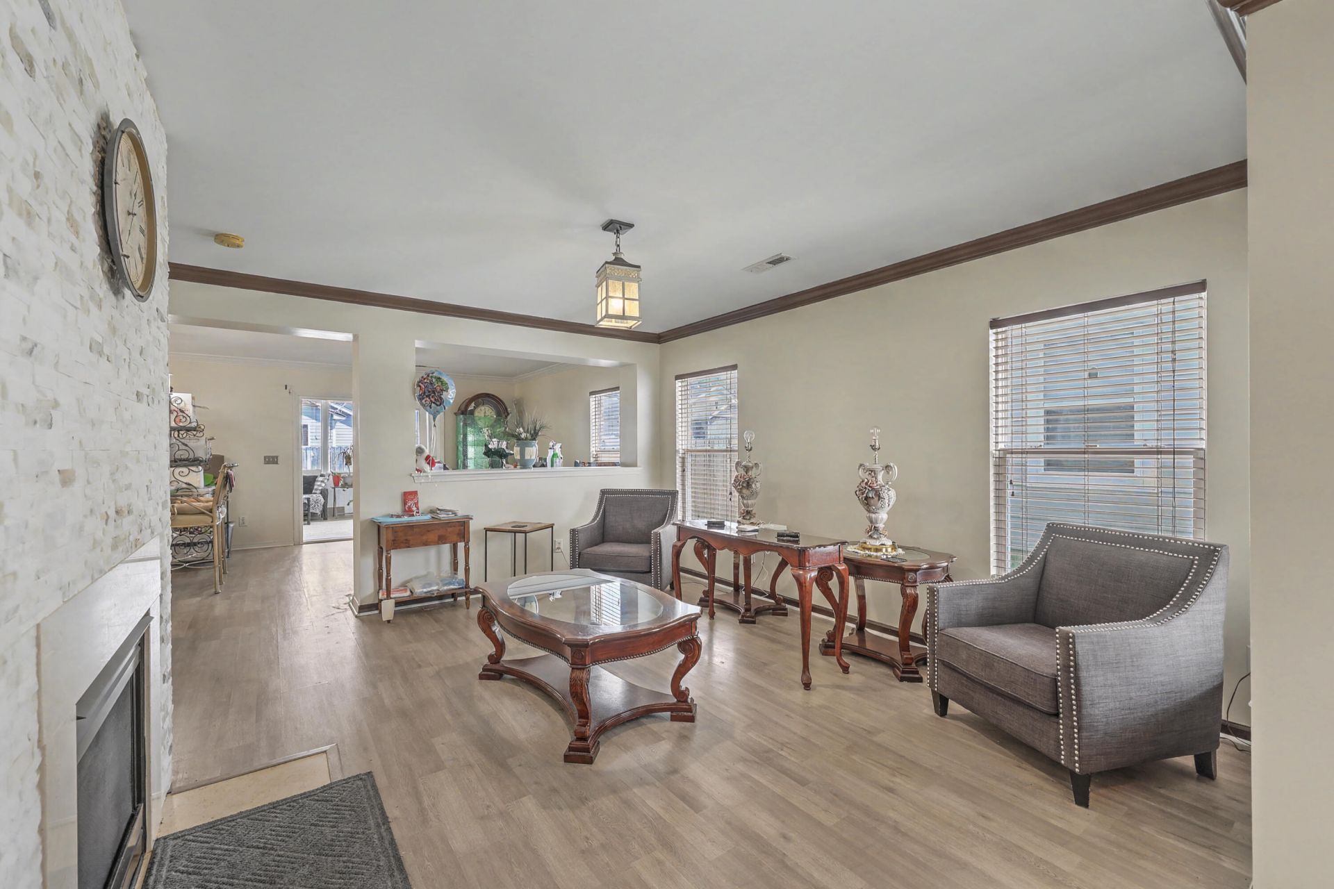 4956 Bishop Green Lane Photo 5