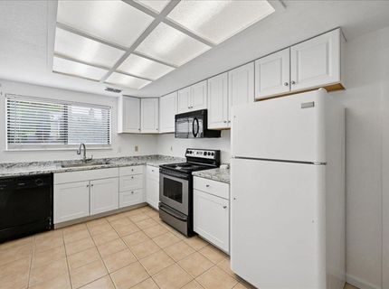 6830 Calvine Rd, Sacramento, CA 95823 Photo