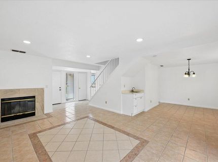6830 Calvine Rd, Sacramento, CA 95823 Photo