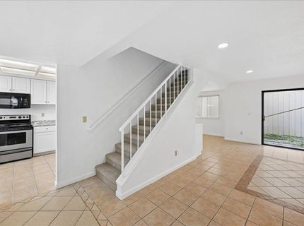 6830 Calvine Rd, Sacramento, CA 95823 Photo