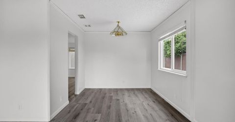 6975 Casa Del Este Way, Sacramento, CA 95828 Photo