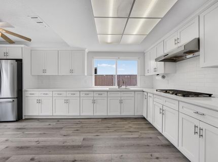 6975 Casa Del Este Way, Sacramento, CA 95828 Photo