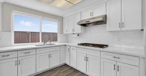 6975 Casa Del Este Way, Sacramento, CA 95828 Photo