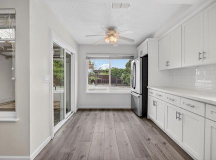 6975 Casa Del Este Way, Sacramento, CA 95828 Photo