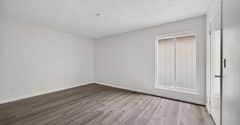 6975 Casa Del Este Way, Sacramento, CA 95828 Photo