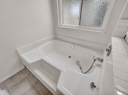 6975 Casa Del Este Way, Sacramento, CA 95828 Photo