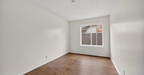 6975 Casa Del Este Way, Sacramento, CA 95828 Photo