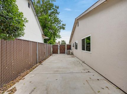 6975 Casa Del Este Way, Sacramento, CA 95828 Photo