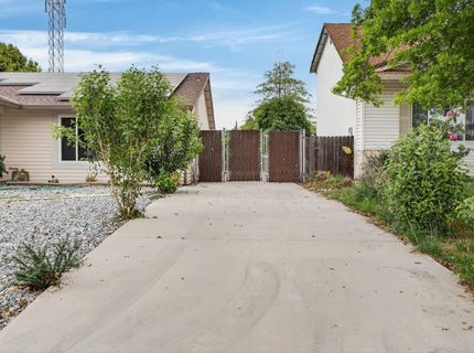 6975 Casa Del Este Way, Sacramento, CA 95828 Photo