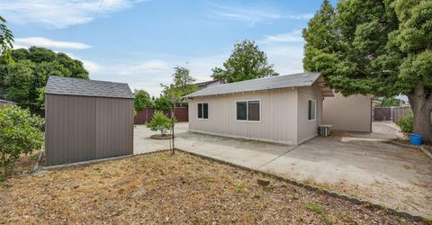 6975 Casa Del Este Way, Sacramento, CA 95828 Photo