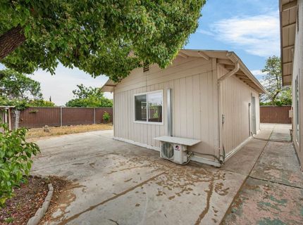6975 Casa Del Este Way, Sacramento, CA 95828 Photo