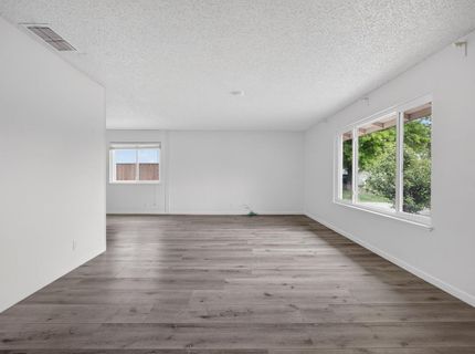 6975 Casa Del Este Way, Sacramento, CA 95828 Photo