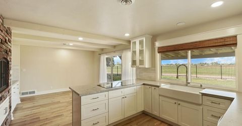 18211 E Jahant Rd, Acampo, CA 95220 Photo