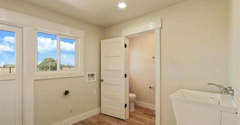 18211 E Jahant Rd, Acampo, CA 95220 Photo