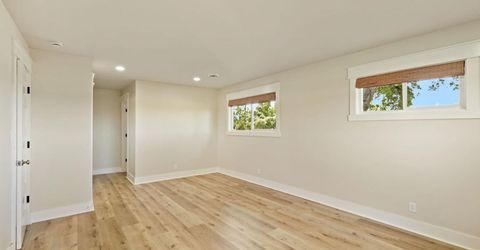 18211 E Jahant Rd, Acampo, CA 95220 Photo