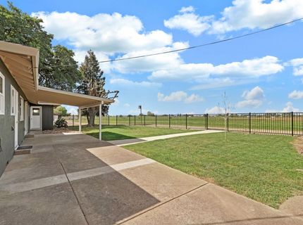 18211 E Jahant Rd, Acampo, CA 95220 Photo