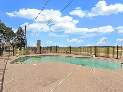 18211 E Jahant Rd, Acampo, CA 95220 Photo