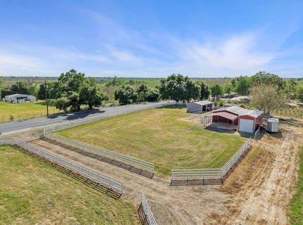 18211 E Jahant Rd, Acampo, CA 95220 Photo