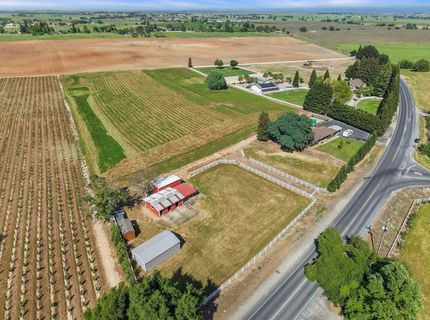 18211 E Jahant Rd, Acampo, CA 95220 Photo
