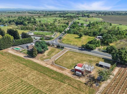 18211 E Jahant Rd, Acampo, CA 95220 Photo