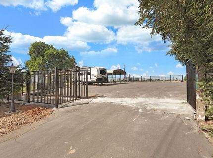 18211 E Jahant Rd, Acampo, CA 95220 Photo