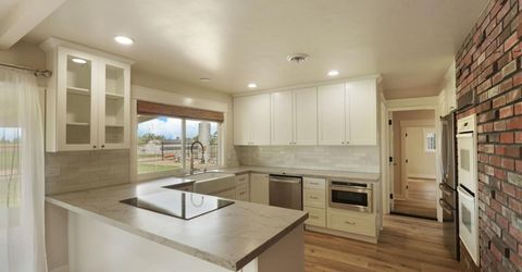 18211 E Jahant Rd, Acampo, CA 95220 Photo