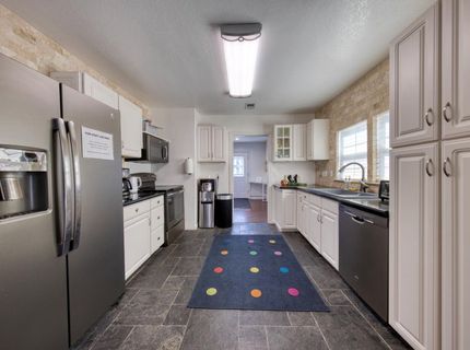 126 Grove St, Roseville, CA 95678 Photo