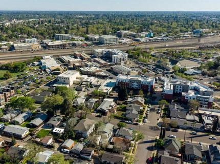 126 Grove St, Roseville, CA 95678 Photo
