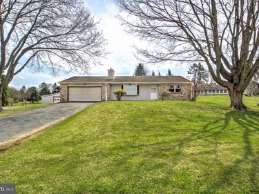 640 MEADOW DRIVE, HONEY BROOK, PA 19344