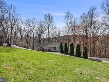 834 RICHMOND ROAD, WINDSOR, PA 17366