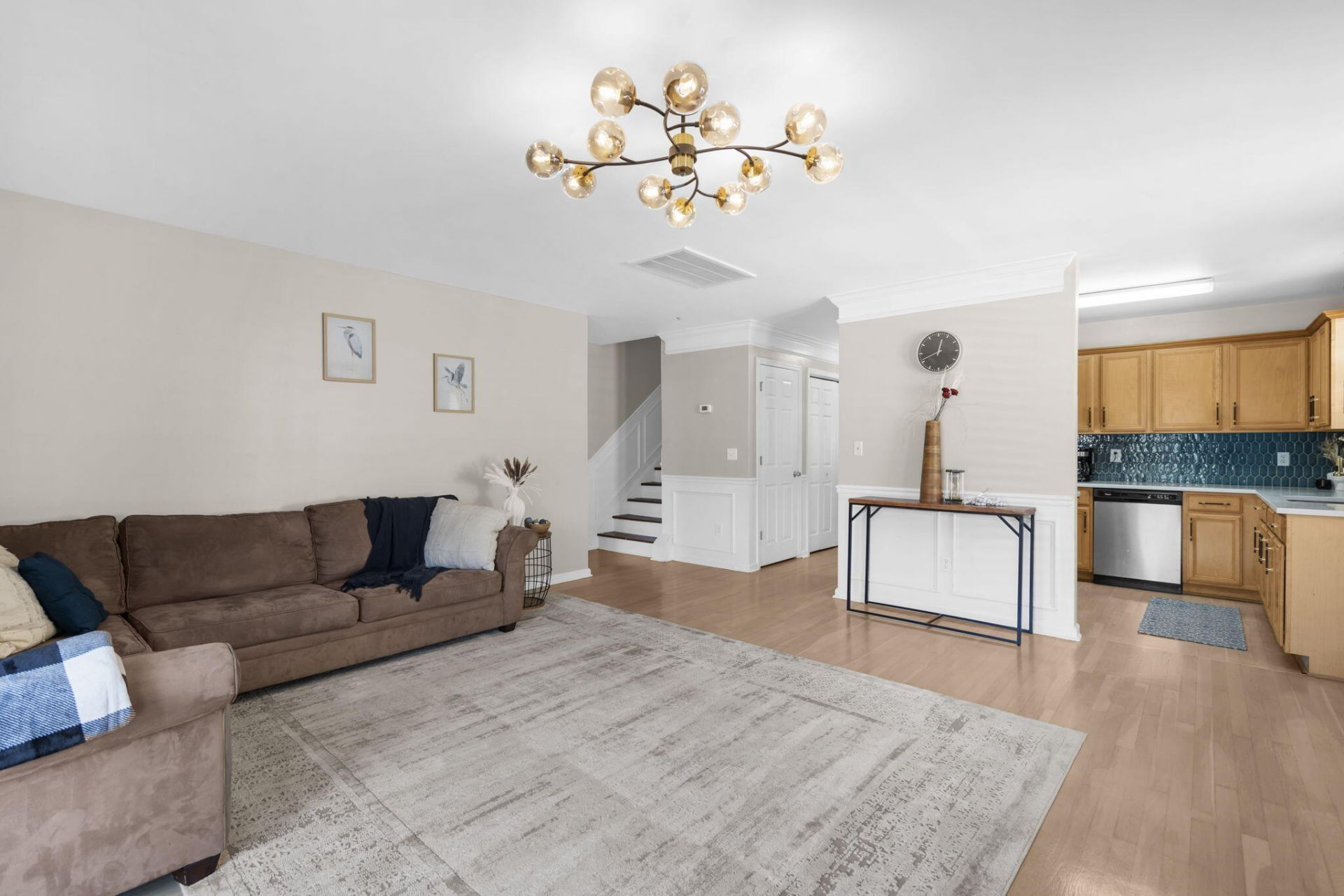 9271 Ayscough Road Photo 13