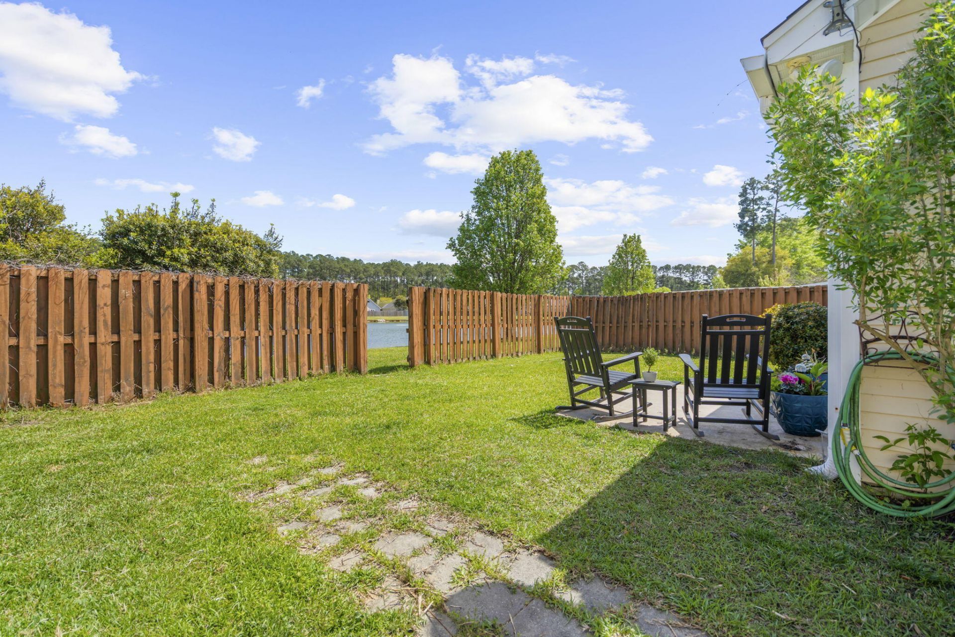 9271 Ayscough Road Photo 27