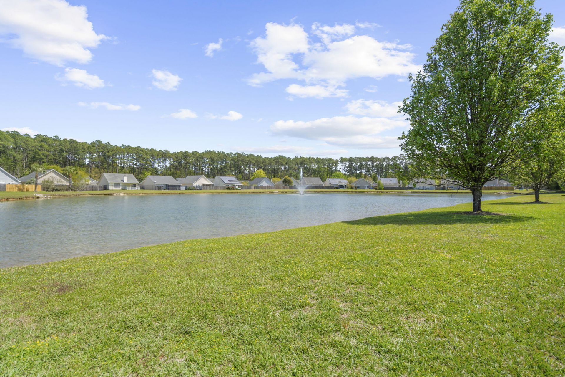 9271 Ayscough Road Photo 33