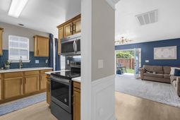 9271 Ayscough Road photo 4