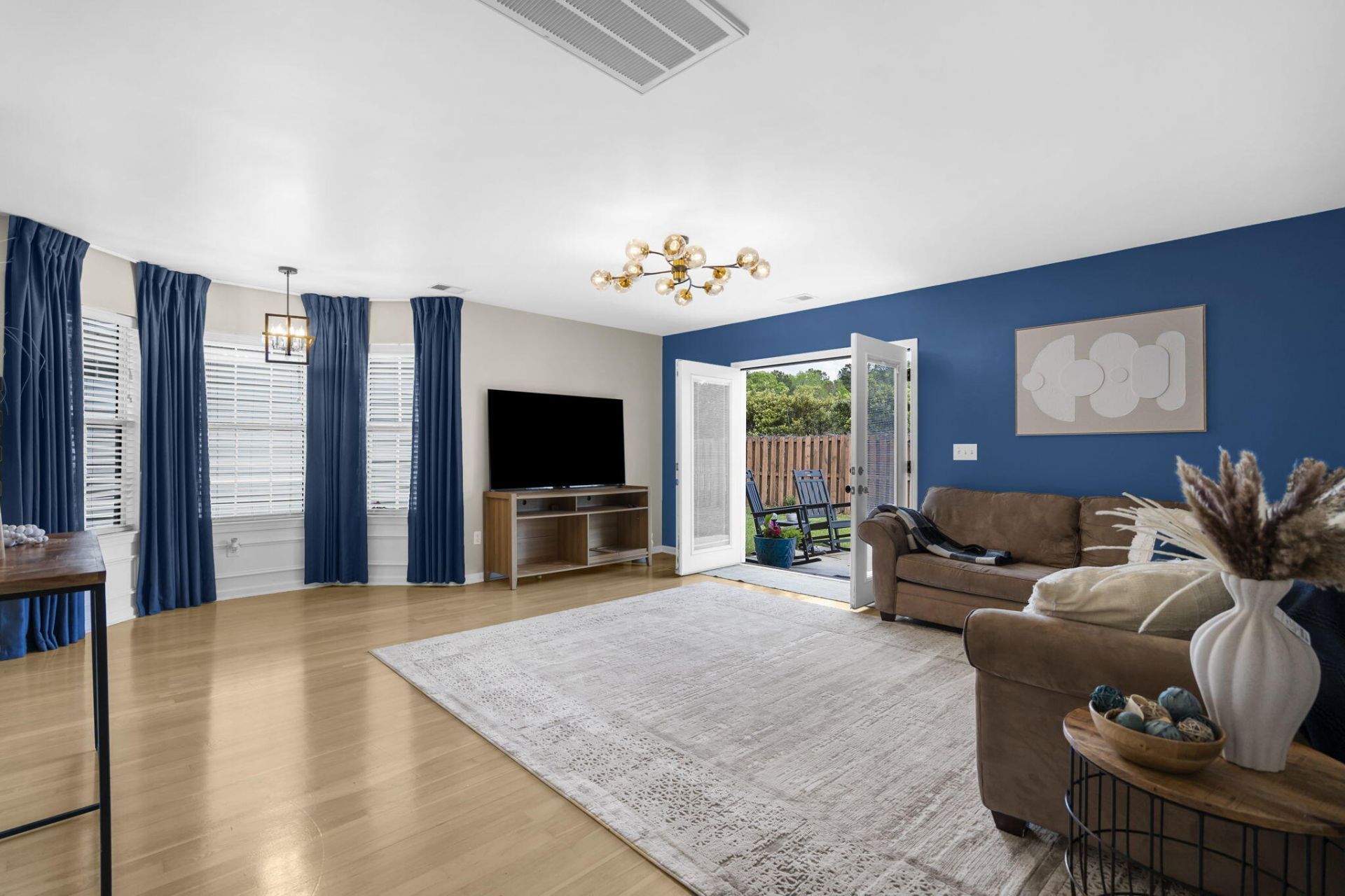 9271 Ayscough Road Photo 9