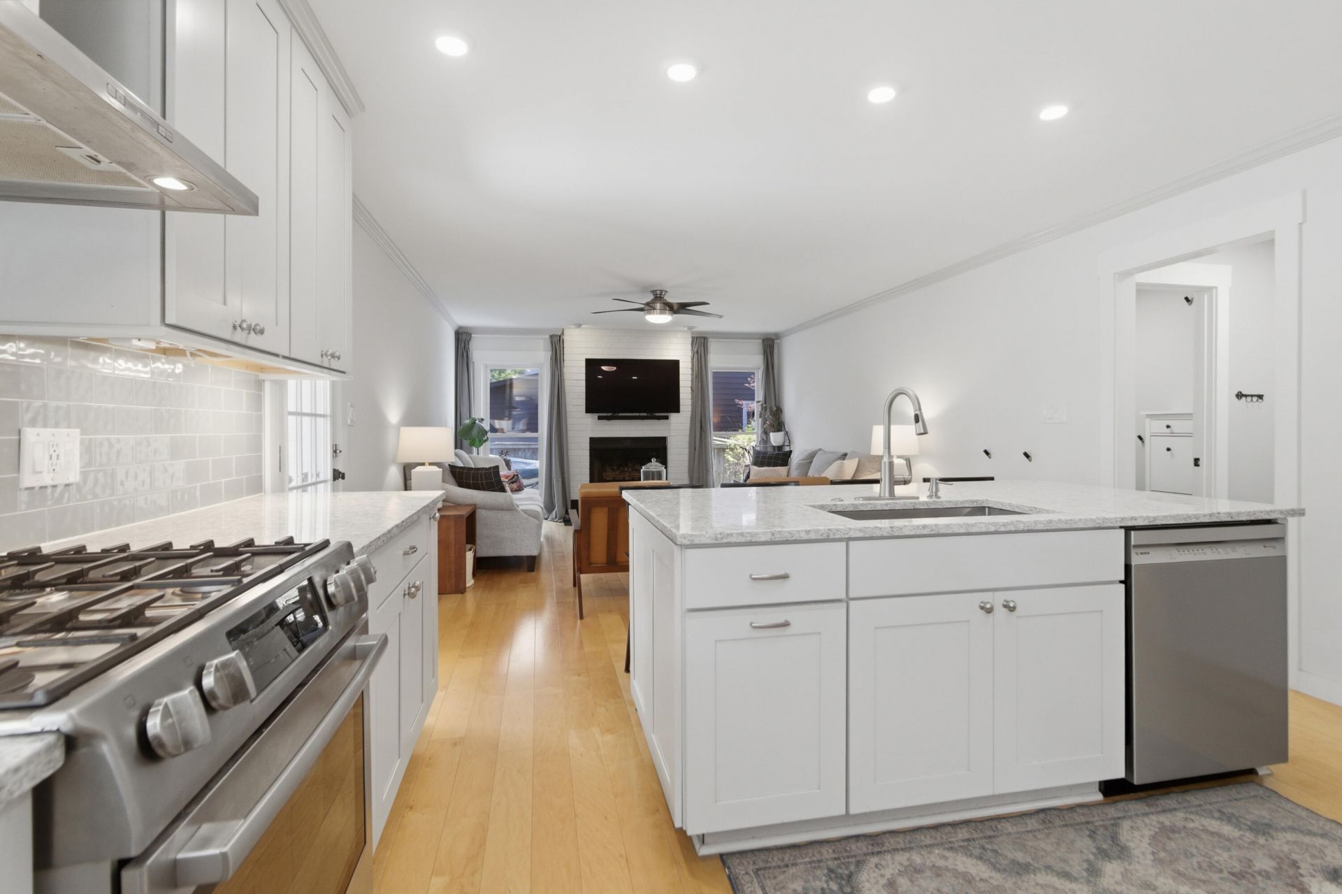 93 Shadowmoss Parkway Photo 24