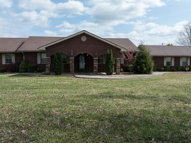 77 Deerfield Lane, Dunnville, KY 42528