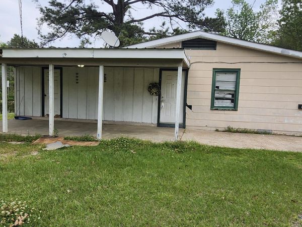 1100 Westwood, Leesville, LA 71446
