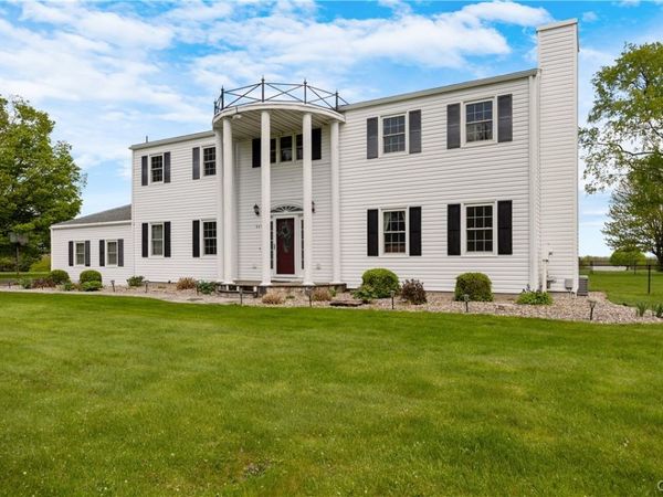 621 Deerfield Drive, Oneida, NY 13421