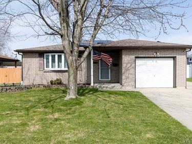 278 N Seine Drive, Buffalo, NY 14227