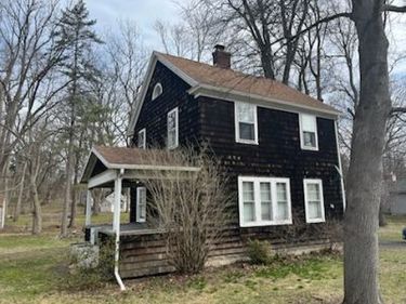 10 French Road, Rochester, NY 14618