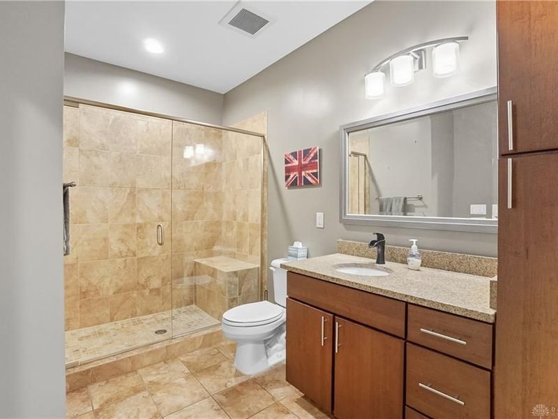 1331 Vine Street, Unit 4, Cincinnati, OH 45202 Photo 51