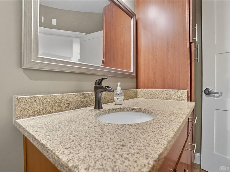 1331 Vine Street, Unit 4, Cincinnati, OH 45202 Photo 52