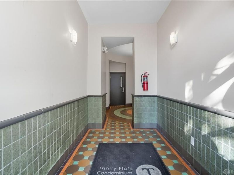 1331 Vine Street, Unit 4, Cincinnati, OH 45202 Photo 9