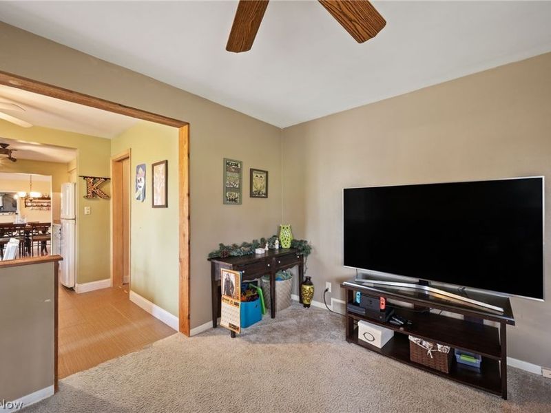 2441 Vezber Drive , Seven Hills, OH 44131 Photo 14