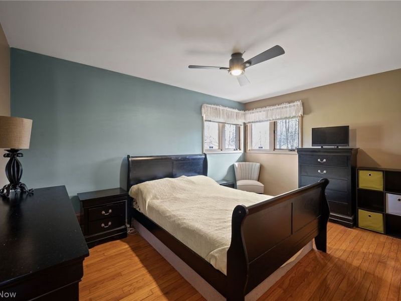 2441 Vezber Drive , Seven Hills, OH 44131 Photo 16